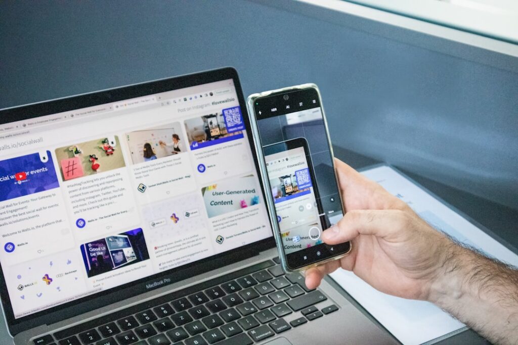 Photo Integrate Google Ads and Facebook Ads